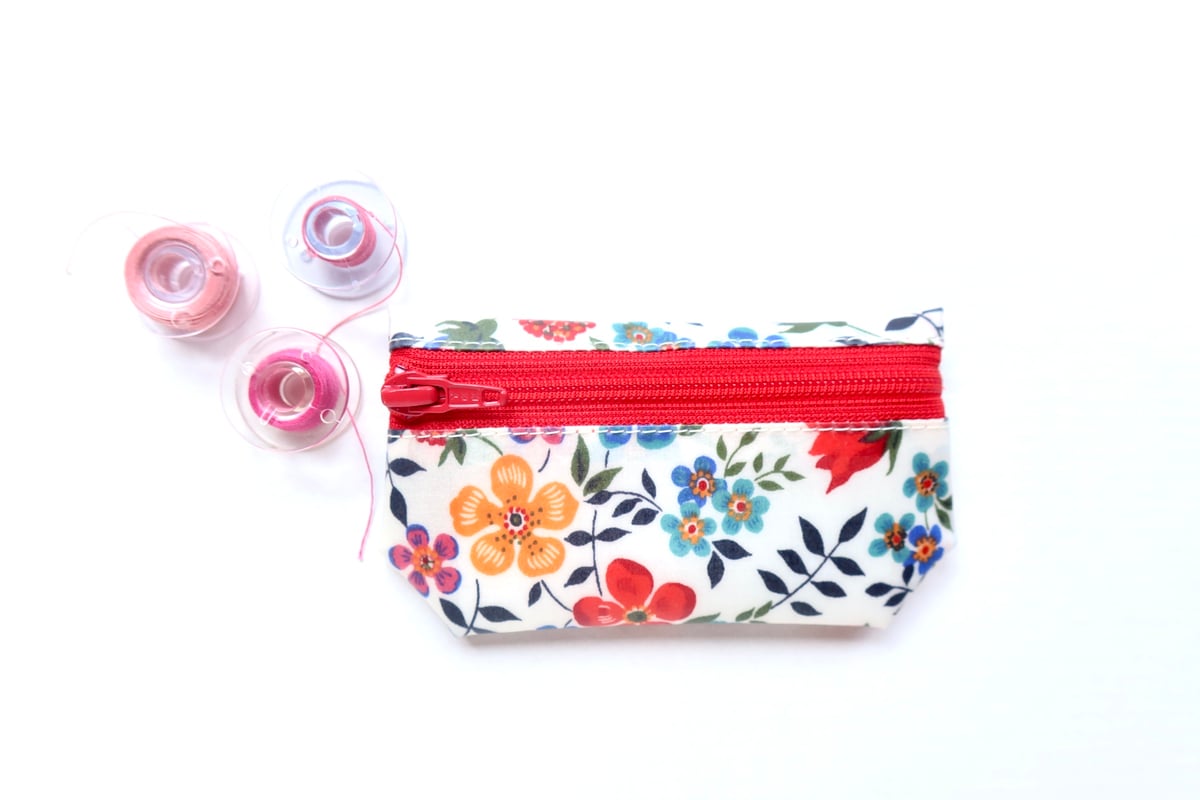 ラミネートポーチ（ミニ）・エデナム・カラフル (リバティプリント