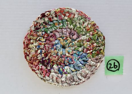 リバティ裂き編みコースター(26)　サイズ9.5cm