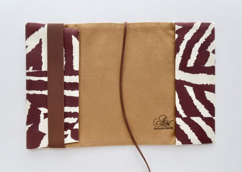 ☆今だけSALE☆ブックカバーハンドメイド リバティ