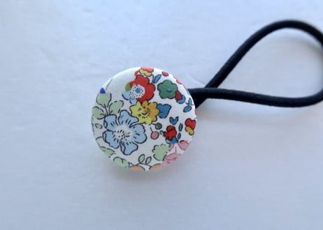 ヘアゴム・パッチワーククラシック・ピンク（リバティプリント・リサイクルナイロンリップストップ）※お客様レビューあり