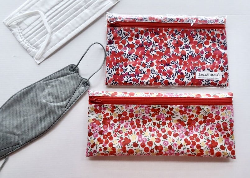 ダイヤモンドマスクポーチ・パトリシア・カラフル（リバティプリント