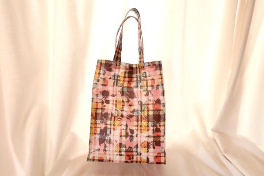 は*☆様 リバティ　カーラインレベル　フリル付ぽってりトート　フェイクレザー fit=scale-down,w=1200