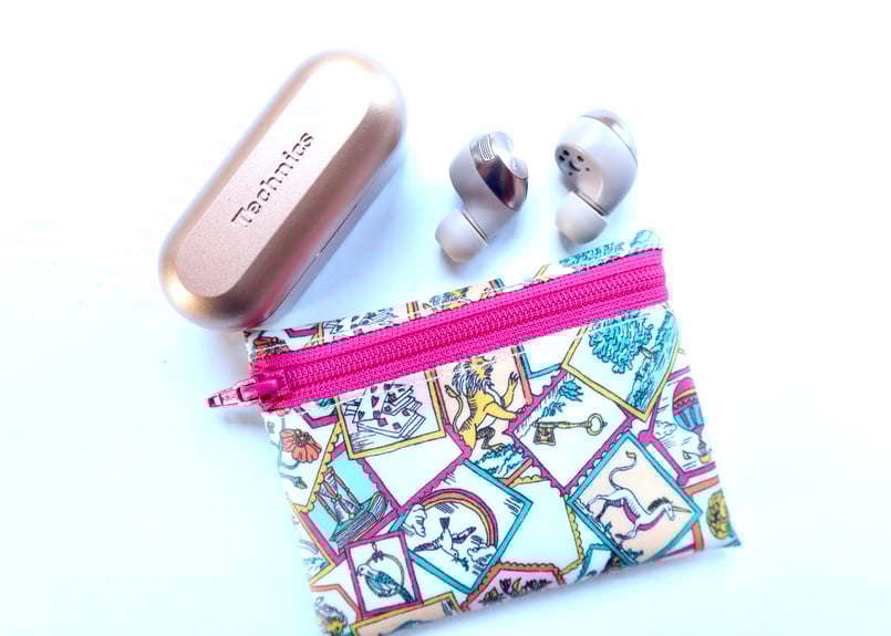 リバティ ラミネート 携帯ティッシュケース〈チュダー・ベリー