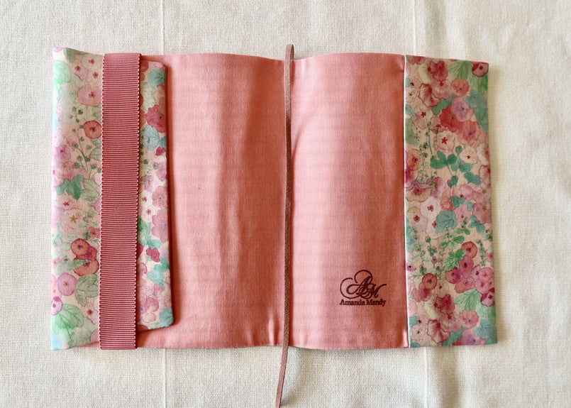 文庫サイズブックカバー・ホリーホックス・ピンク（リバティプリント