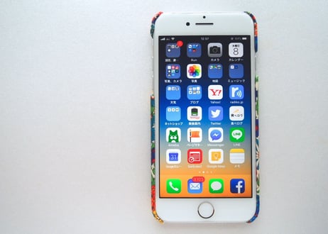 iPhone7ケース／マーガレットアニー