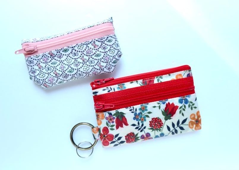 ラミネートポーチ（ミニ）・カペル・ブラック (リバティプリント