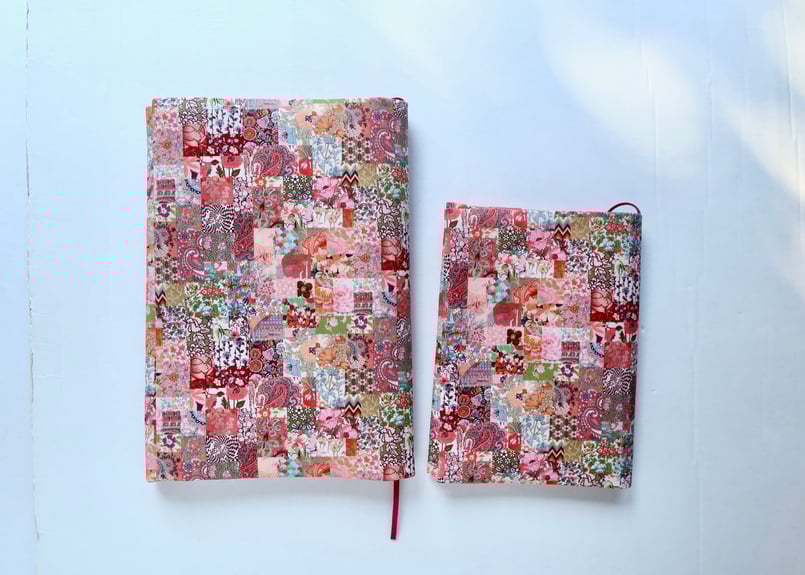 ☆出品888感謝☆ブックカバーハンドメイド リバティ ハンドメイド