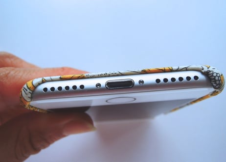 iPhone7ケース／スモールサス・イエロー