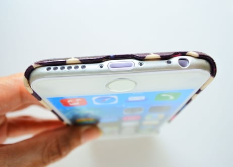 iPhone6/6sケース／リバティ・ジャック＆チャーリー・パープル（お客様レビューあり）