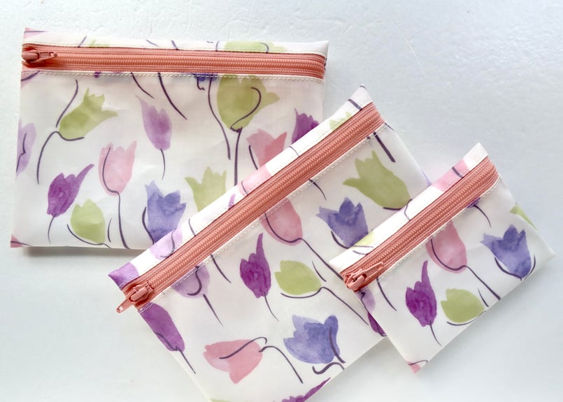 リバティ ネビュリー ポーチ コスメポーチ ラミネート リバティ ネビュリー ポーチ コスメポーチ ラミネート