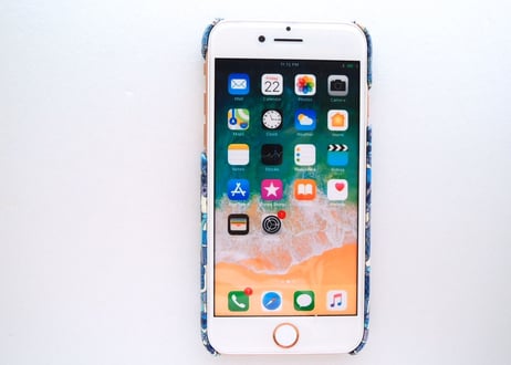 iPhone7 iPhone8ケース／ジェニーズリボンズ・ブルー（グリッター）