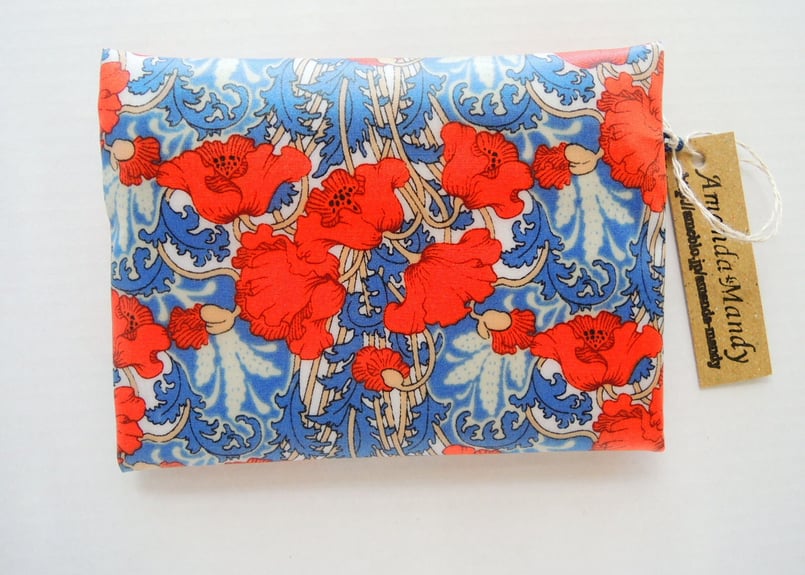 リバティラミネートポーチ（小）クレメンティナ・オレンジブルー