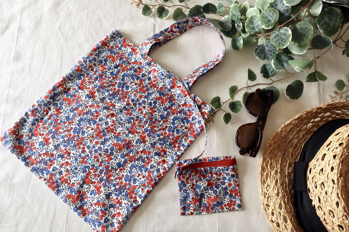 エアリーバッグM・ウィルトシャー・トリコロール（リバティプリント