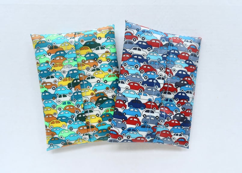 リバティ　カーズのティッシュケース☆ミニサイズ ティッシュケース ・カーズ・イエローグリーン（ネオンリバティ