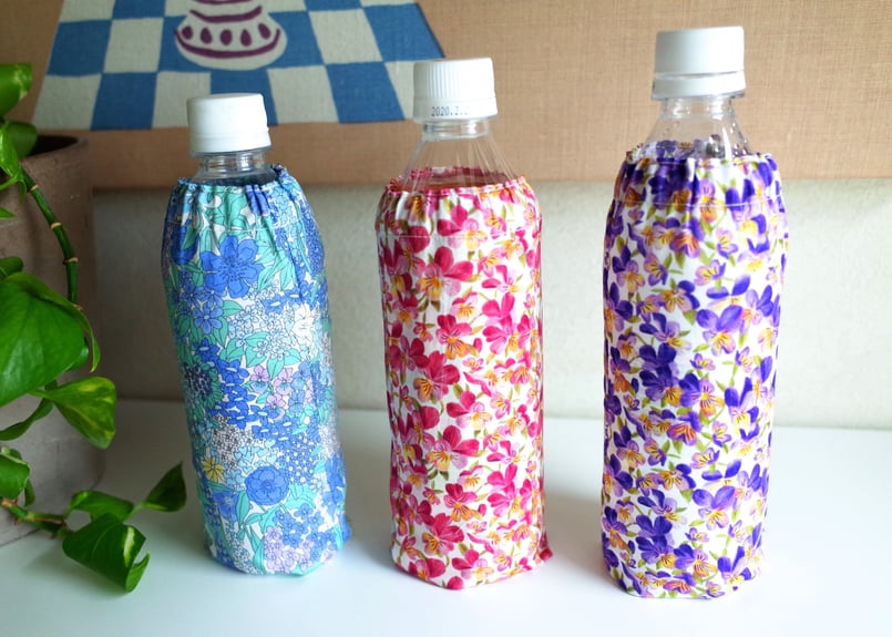 リバティ　水筒カバー　ペットボトルカバー　ハンドメイド リバティ 水筒カバー ペットボトルカバー ラミネート