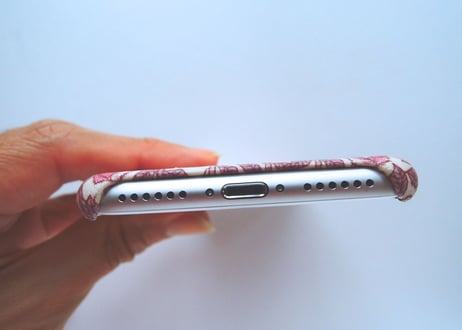 iPhone7ケース／スリーピングローズ・ピンク