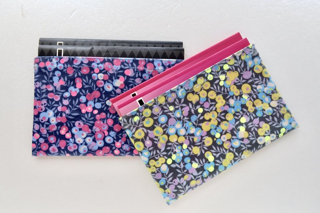 リバティ ラミネート 中身が見えるペンケース メイモリス・ピンク リバティ ラミネート 中身が見えるペンケース メイモリス・ピンク