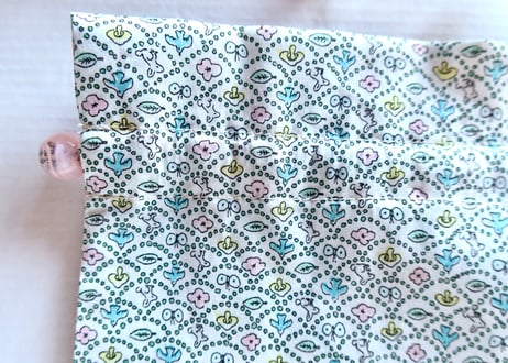 トラベル巾着・フォレストウェーブ・カラフル（リバティプリント・タナローン）