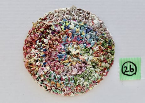 リバティ裂き編みコースター(26)　サイズ9.5cm