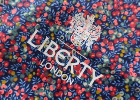 リバティロンドン限定トートバッグ（ロンドンリバティ百貨店を応援しよう企画）お客様レビューあり
