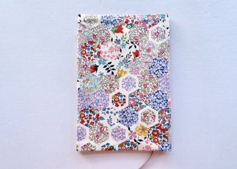ブックカバー大・パッチワークストーリーズ(リバティプリント・タナローン）（お客様レビューあり）