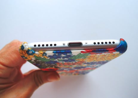 iPhone7ケース／マーガレットアニー