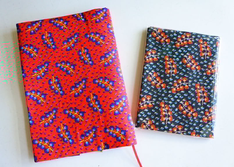 リバティブックカバー大・トレスコ・カラフル | Amanda Mandy