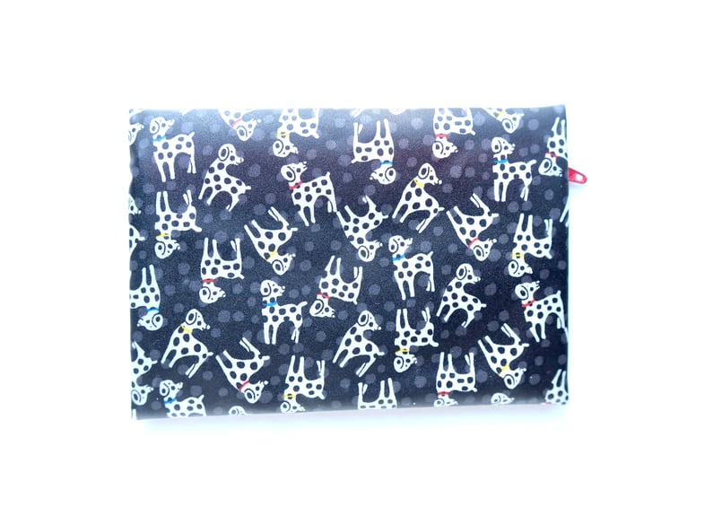 ラミネートポーチ（大）・ダルメシアンドッツ・ブラック（リバティ