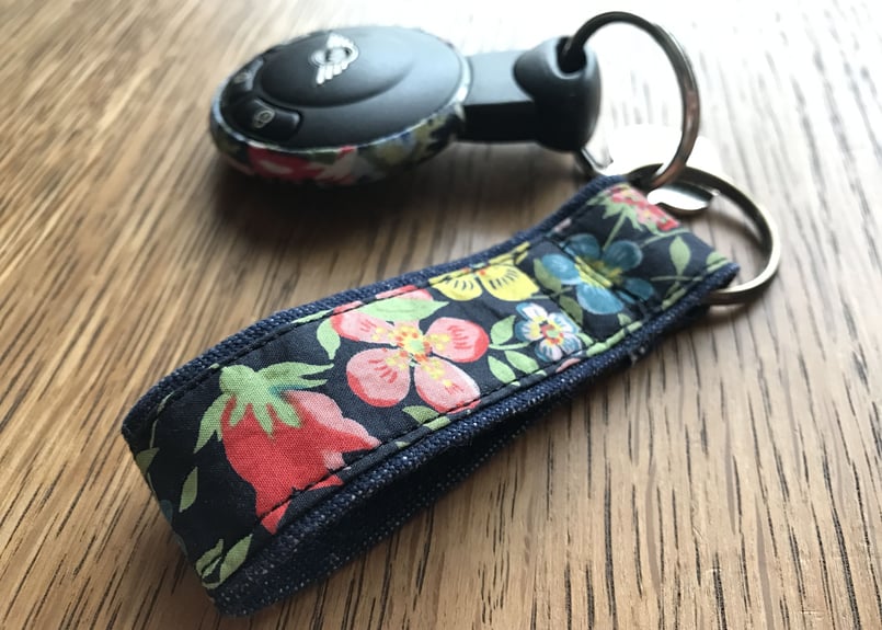 リバティ キーホルダー | Amanda Mandy