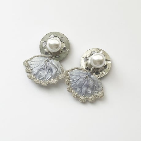 MERMAID BUTTON PIERCE/EARRING (CLOVER)