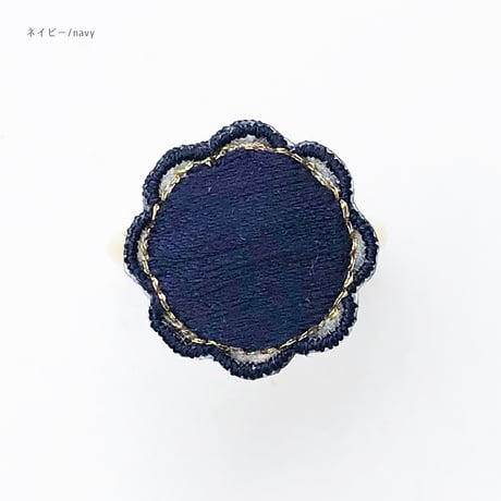ROUND FLOWER RING (1 colour)
