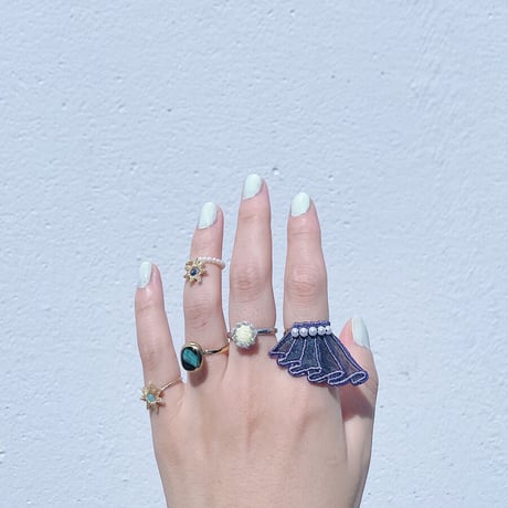 GLASS SQUARE RING
