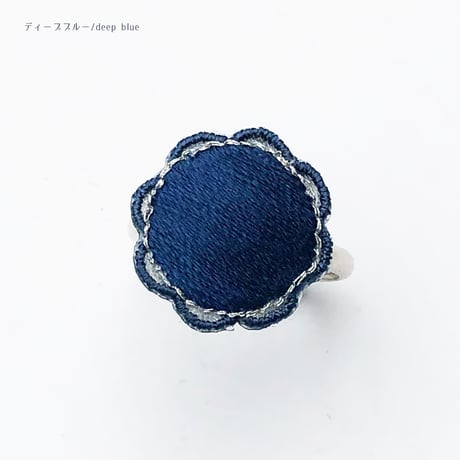 ROUND FLOWER RING (1 colour)