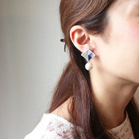 BLOC PEARL PIERCE / EARRING