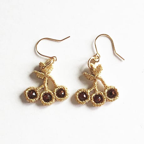 CHERRY BIJOU PIERCE/EARRING