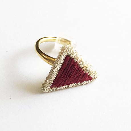 SIMPLE TRIANGLE EAR CUFF