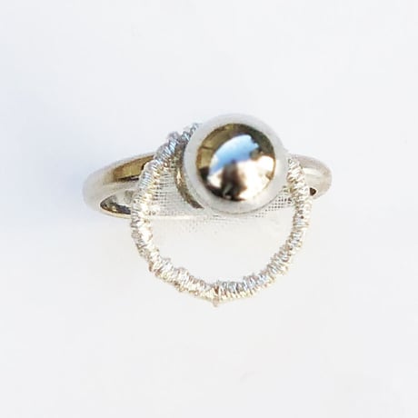 MINI CIRCLE PEARL RING