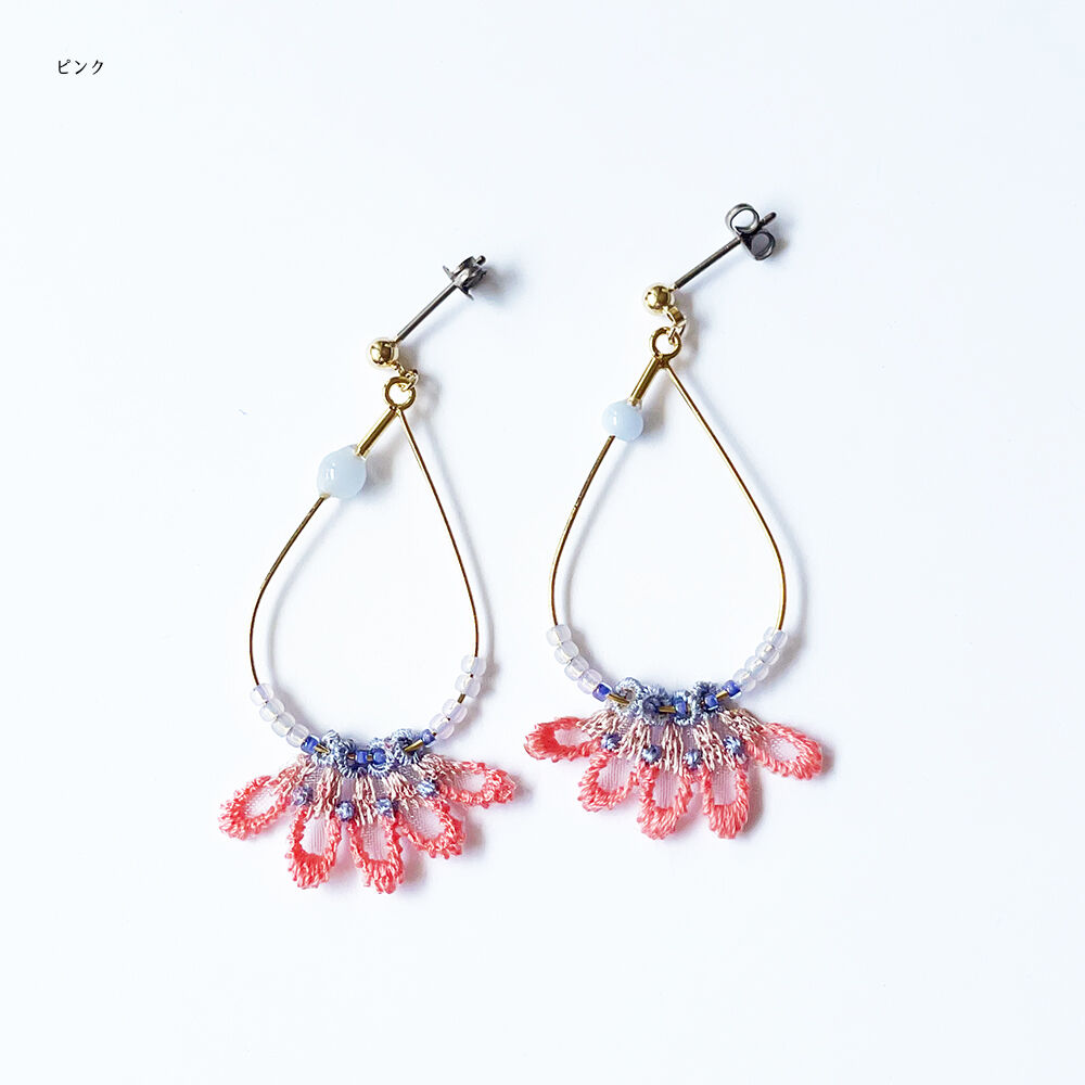 FEATHER PETAL DROP PIERCE/EARRING | patterie FEATHER PETAL DROP PIERCE/EARRING | patterie