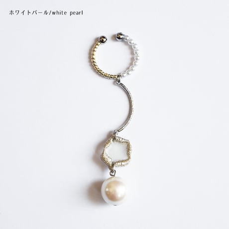 SMOKE BEADS CURVE EAR CUFF (SILVER)