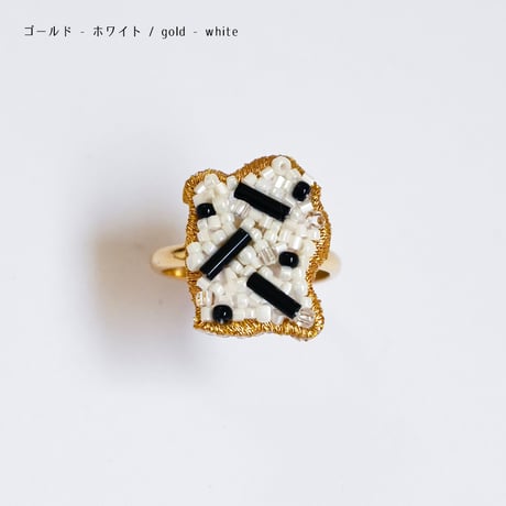 SMOKE WINDOW BEADS RING (POPPER)