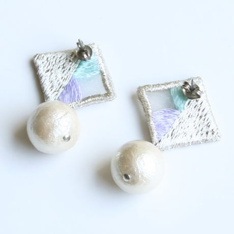 BLOC PEARL PIERCE / EARRING