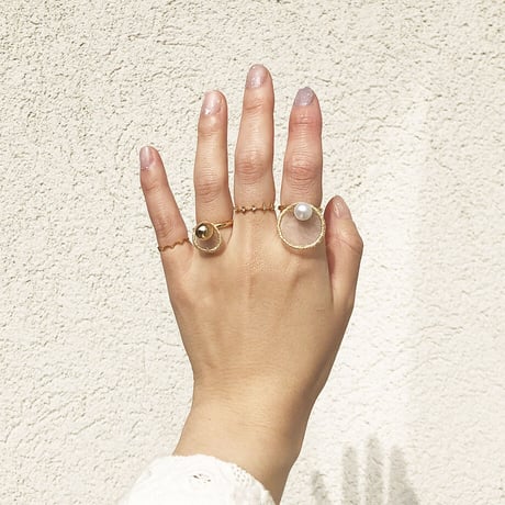 MINI CIRCLE PEARL RING