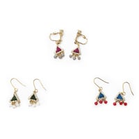 TINY TRIANGLE PIERCE/EARRING
