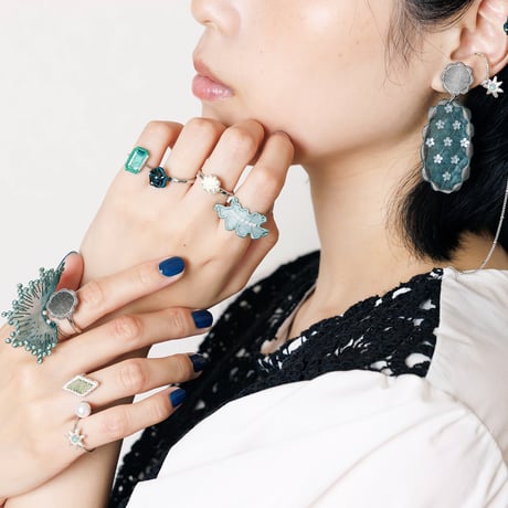 GHOST FRILL RING (COLOR)