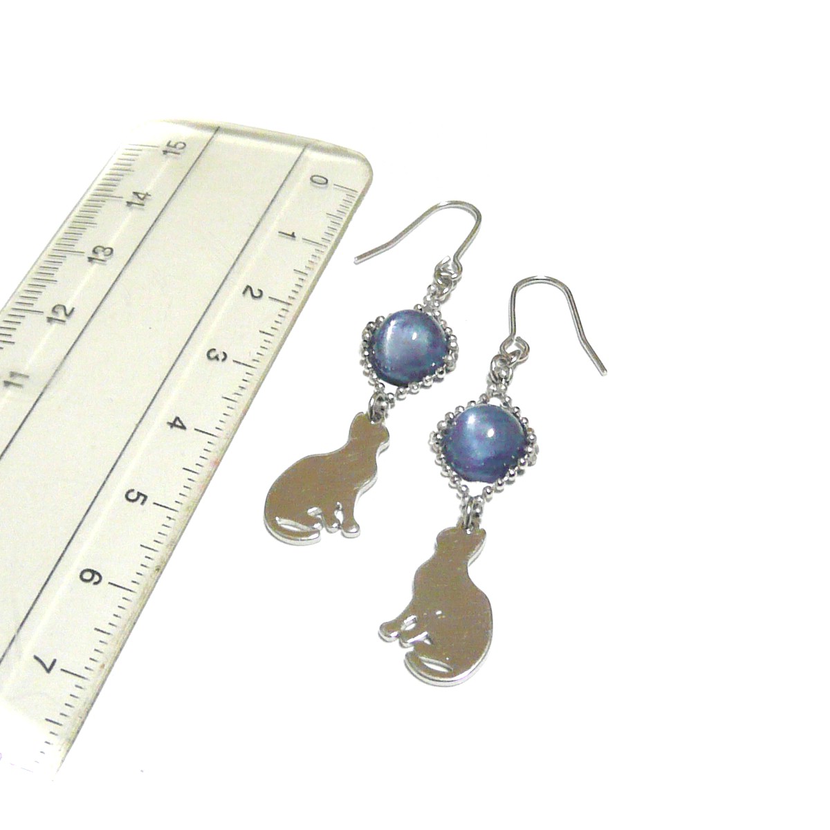 カイヤナイト ピアス 猫 チャーム ネコ 藍晶石 シルバーカラー 【 銀