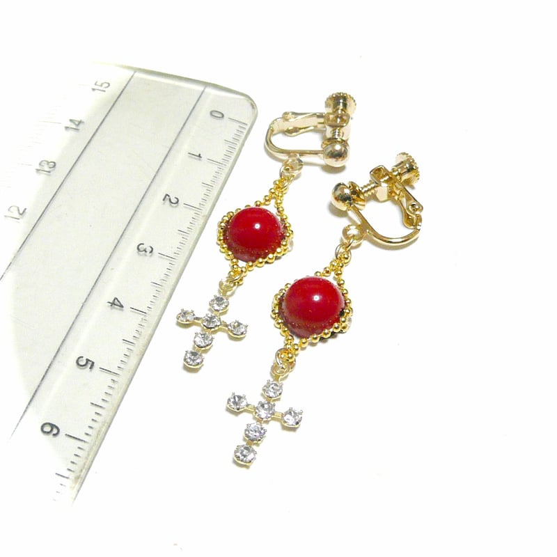 イヤリング 赤珊瑚 繊細 十字架 キュービック 金色 ゴールドカラー