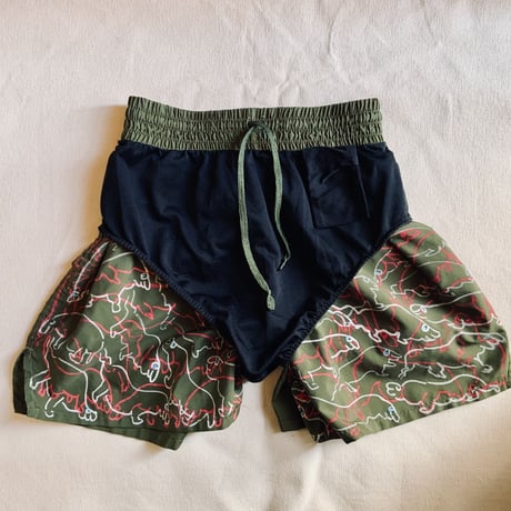 OMA overdrawing  shorts  grasp fortune by the forelock, Military hot triangle