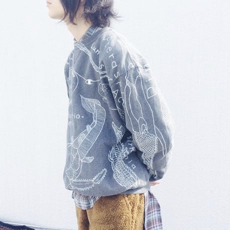 【on champion】 OMA overdrawing sweatshirt 77  satisfaction  原始肺魚 | primitive lung fish