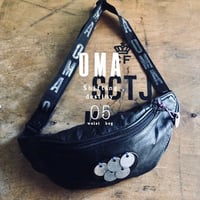 【on leather】 OMA shifting destiny 05 waist bag
