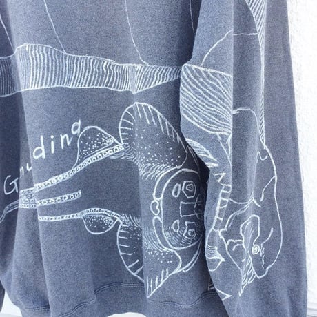 【on champion】 OMA overdrawing sweatshirt 77  satisfaction  原始肺魚 | primitive lung fish
